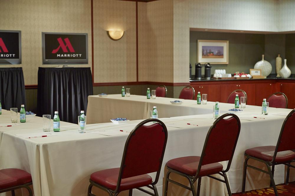 Marriott Cincinnati Northeast Mason Exterior photo